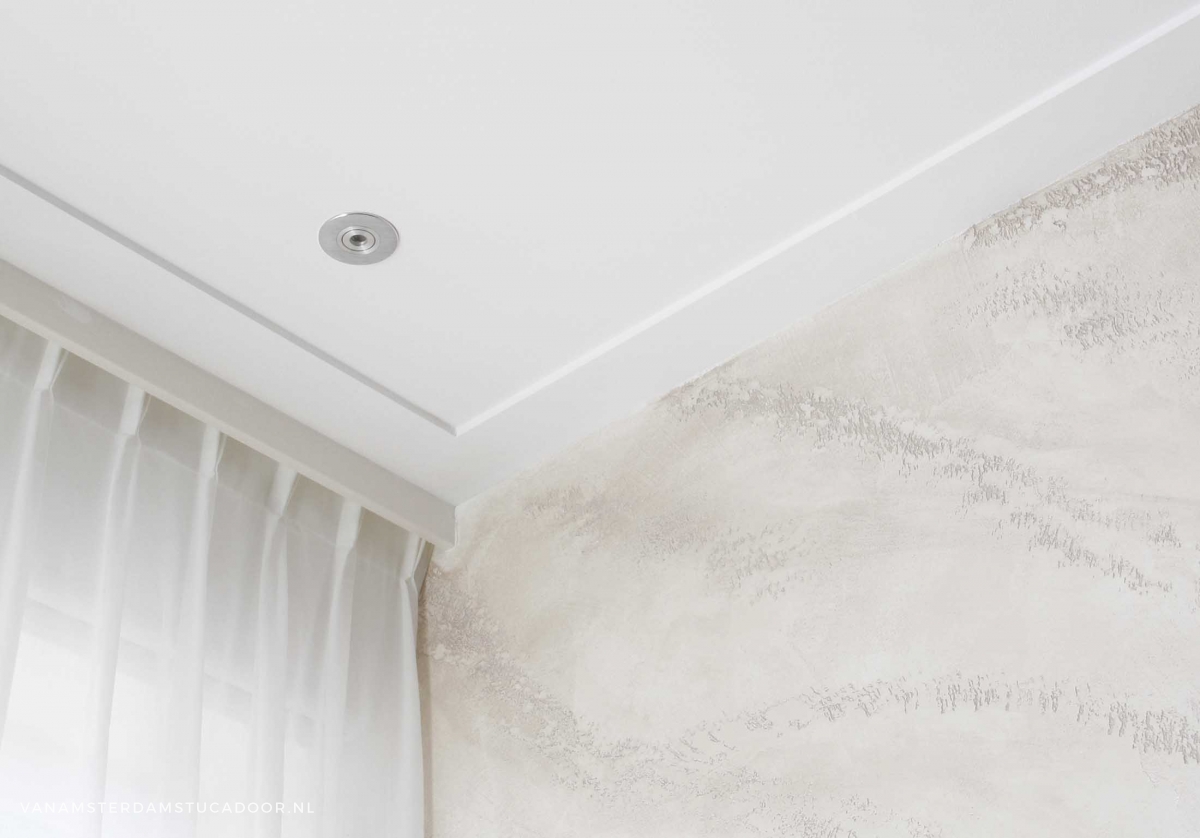 stucplint_plafond_roelofarendsveen_816570_1200_838_assetsdistimgwatermark-png_150_28_80_l_b_20_-25_c1_c_c